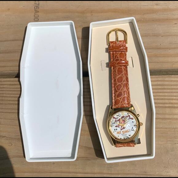 Vintage Collectible Tasmanian devil looney tunes musical watch and case - Picture 1 of 5